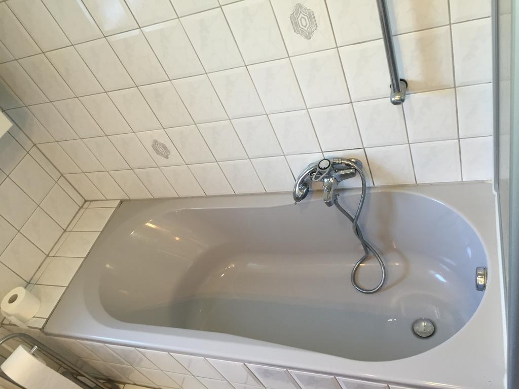 4-Zimmer Apartment Auf Resthof Halver Bagian luar foto